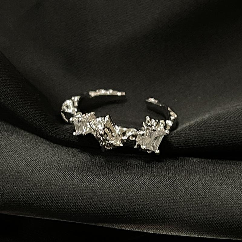 Caibao Medieval Ring Women'S Niche High-End Light Luxury Retro Open Ring Set Jewelry