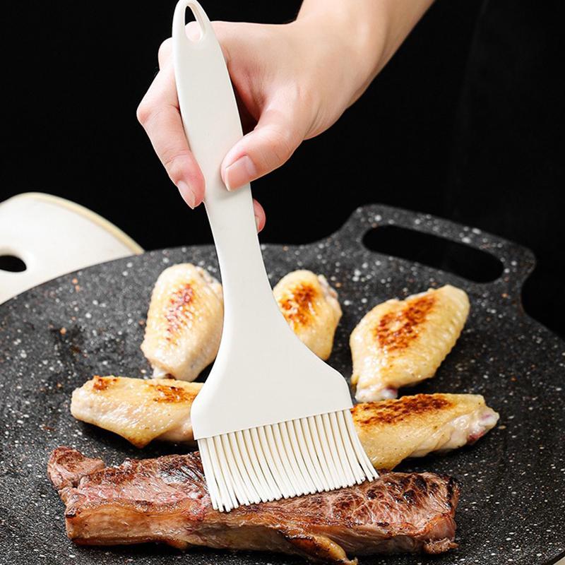 

Wide Silicone Oil Brush Pancake Brush Baking Resistant To High Temperatures Without Shedding Kitchen And Household Sauce Brush