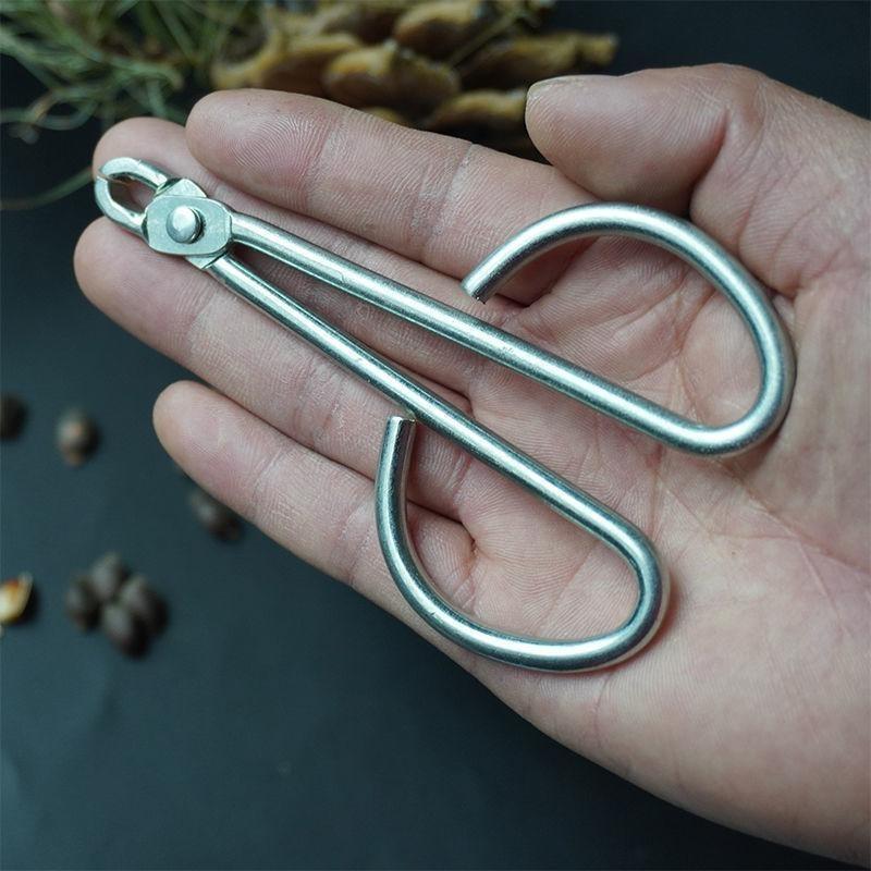 2Pcs Classic Simple Pine Nut Clamp Practical with Pine Nut Pliers Nut Clamp Labor-saving Durable Pine Nut Opener