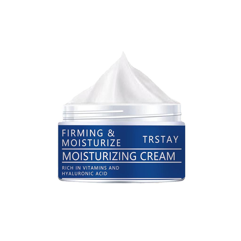 Retinolový krém vyhladzuje jemné linky a vyrovnáva tón pleti, zatiaľ čo retinol a kyselina hyalurónová pleť hydratujú a vyživujú, zanechávajú ju jemnú a jemnú.