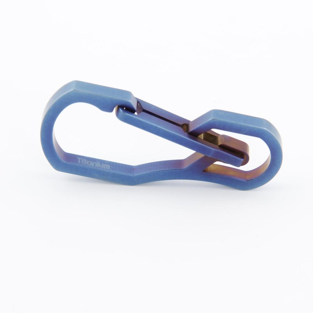 Titanový multifunkční klíčenkový háček EDC nástroj ložisko 50kg klíčenka pro turistiku kempování outdoor (Modrý)