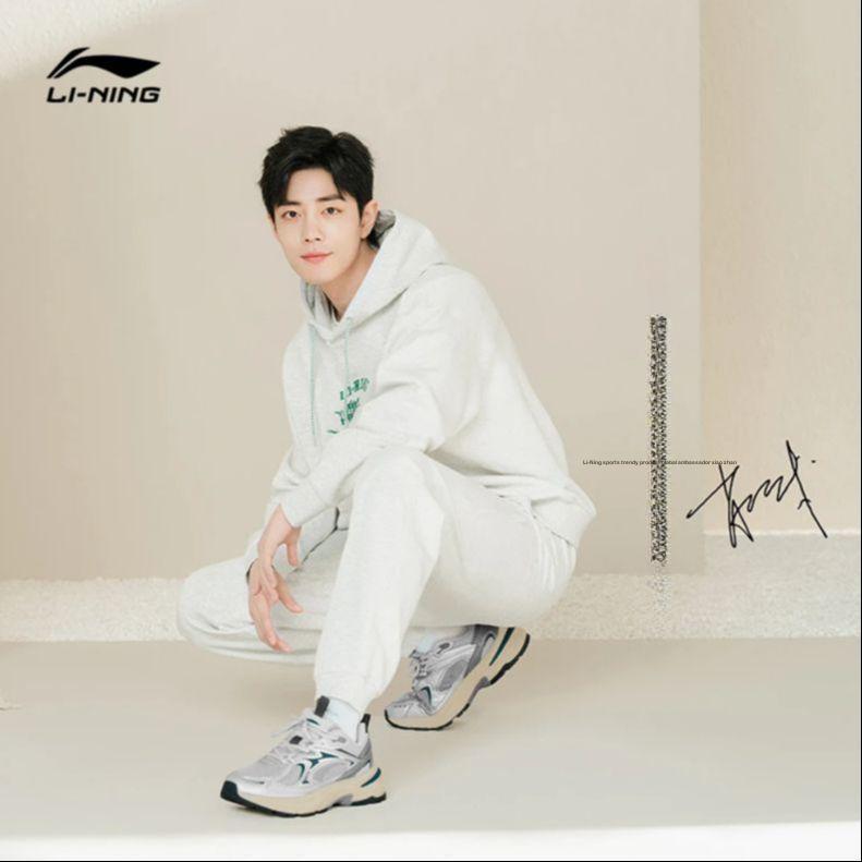Li Ning Sports Lifestyle Series Letter Hooded Pullover Sweatshirt Men Sweatshirt Flower-Gray Deep-Antarctic-Gray AWDT377-1