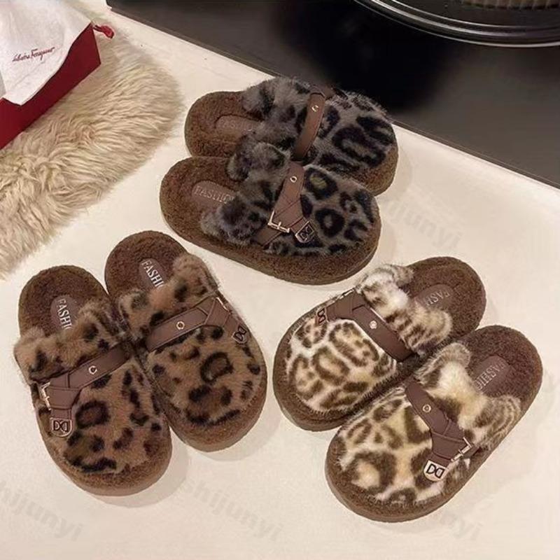 Fashion Leopard Print Fashion Casual Warm Thick Sole Cotton Slippers for Women 2025 Winter New Comfortable Slip on Chunky Plush Draggers