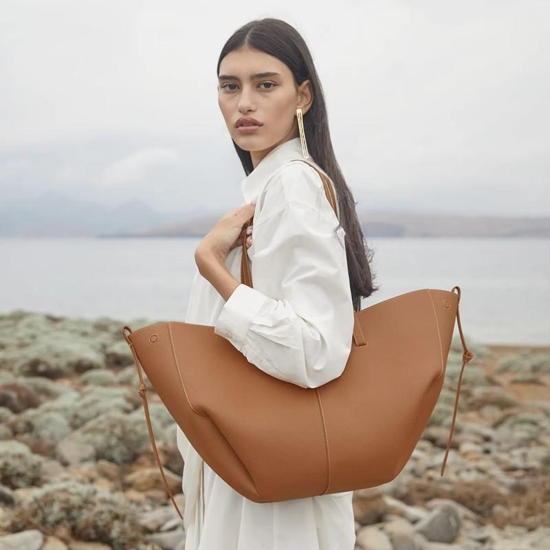 Spring New Lychee Pattern Women's Tote Bag Fashion Simple High Capacity Dumpling Bucket Bag Ladies Solid Color Shoulder Underarm Bags with Small Pouch