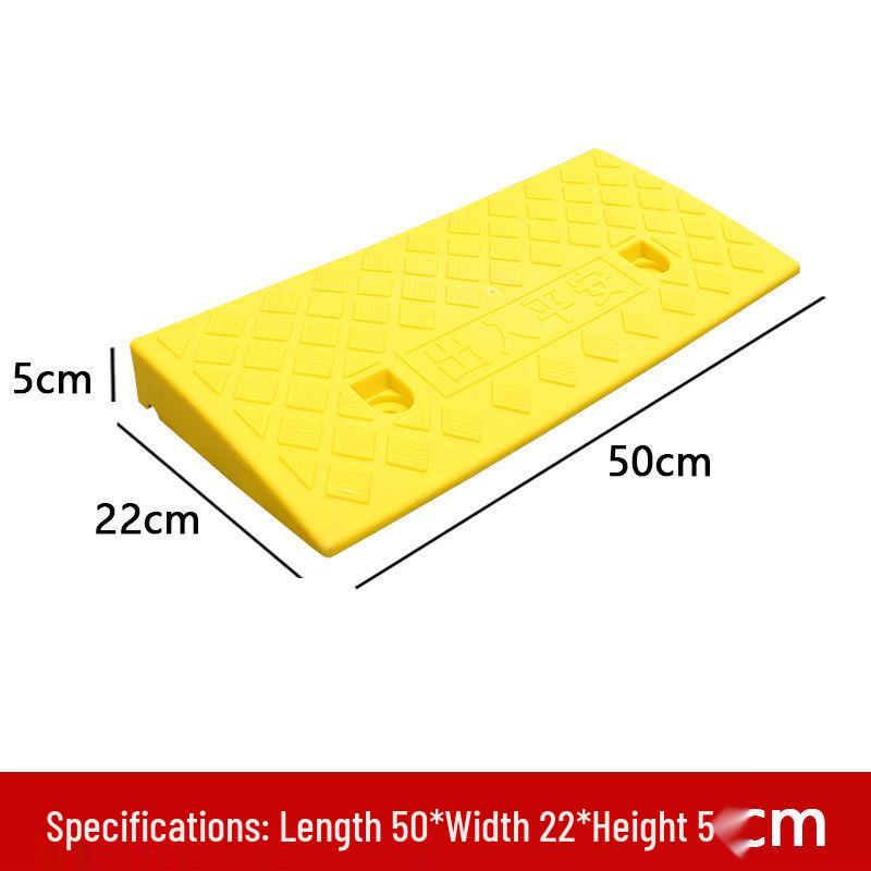 Plastic Ramp Pad: Car Uphill Climbing Slope Curb Threshold Speed Bump Step.
