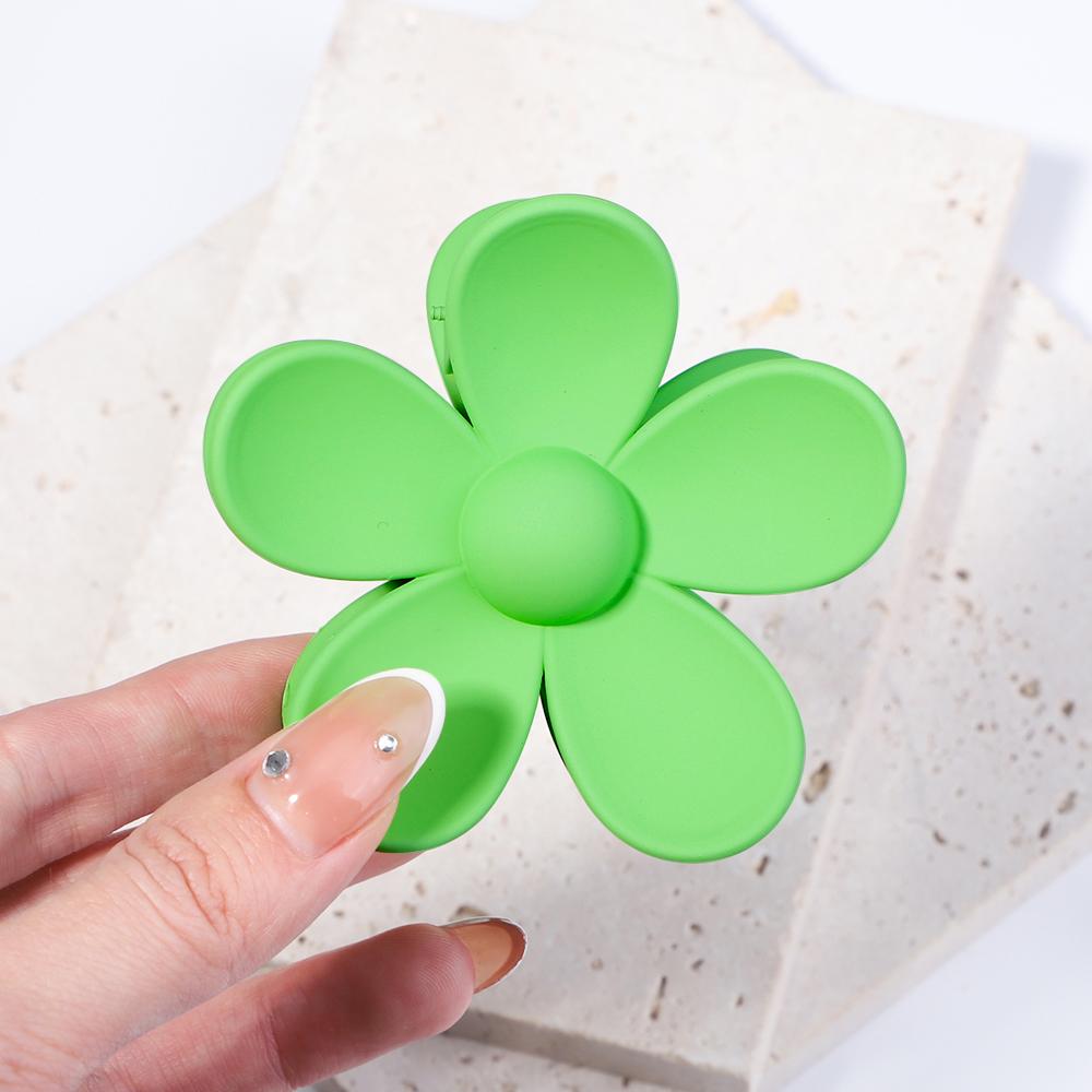 Korea Flower Shape Hair Claw Clip for Women Girls Barrette Crab Hair Clips Ponytail Hairpins Bath Barrette Hair Accessories