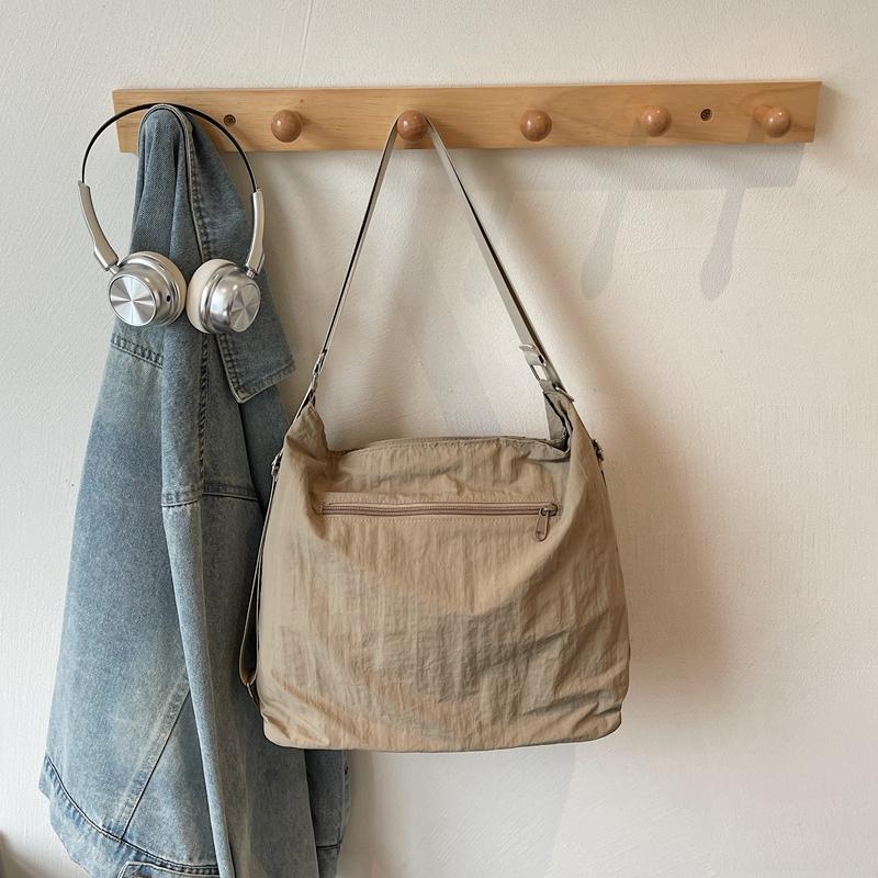 Large Capacity Bag Women's Shoulder Crossbody Bag Commuter Lightweight Tote Bag