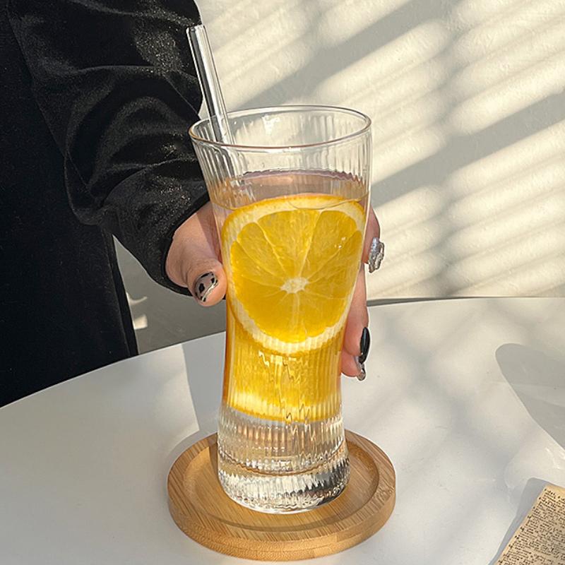 370ml Kreativní sklenice na víno ve tvaru vlny Bar Velkoobjemový pohár na točené pivo Džus Soda Voda Hrnky na studené nápoje Pruhovaná koktejlová sklenice