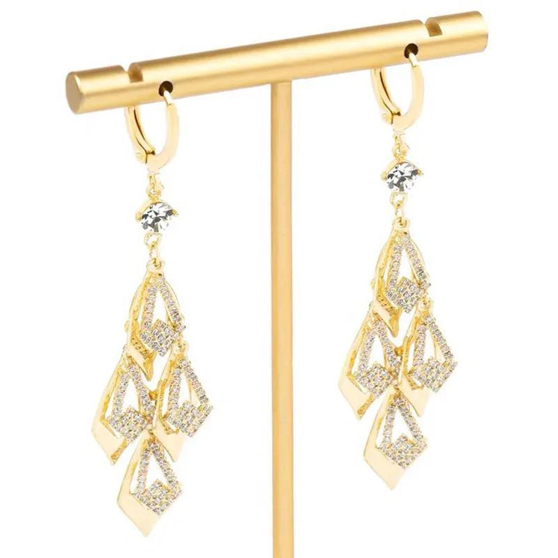 Super Glitzernde Rhombus Zirkon Goldene Quastenohrringe Für Damen Mode Personalisiertes Tägliches Accessoire Party Schmuck Geburtstagsgeschenk
