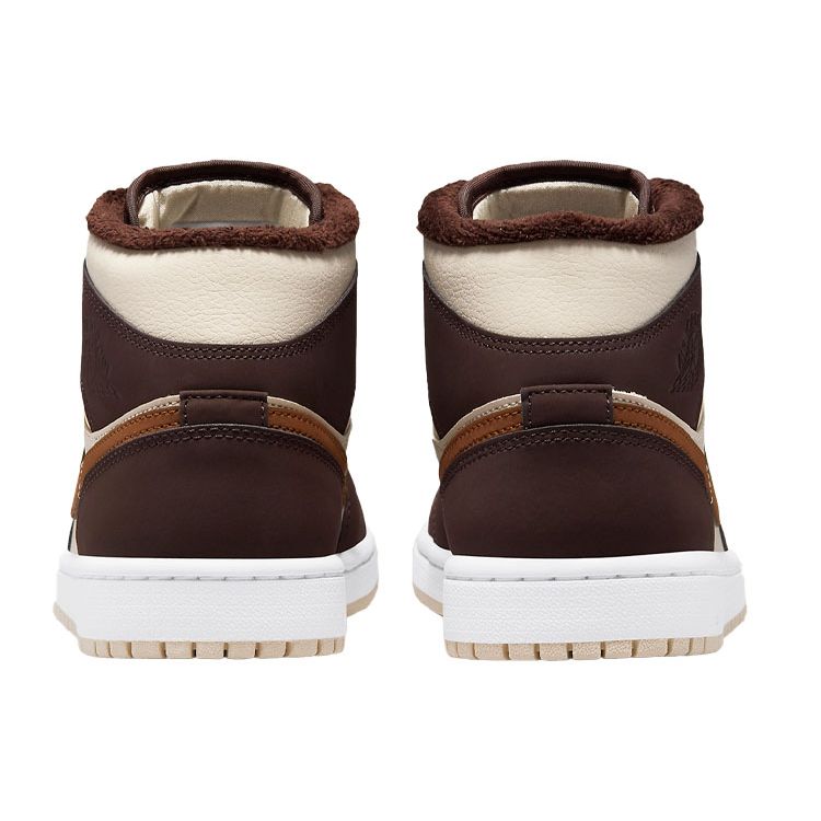 Dámské tenisky Air Jordan 1 Mid SE krémová/tmavá čokoláda ovesná DO6699-200