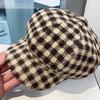 Small Fragrant Style Women Painter Hat Keep Warm Women Octagonal Cap Cool Plaid Beret Hat  Outdoor