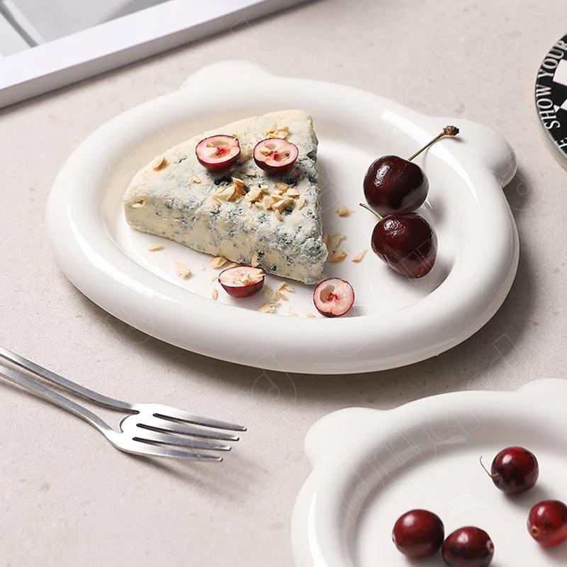 Simple Creative Plate Little Bear Design Plate Modern Solid Color Ceramic Dinner Plates Breakfast Plates Afternoon Tea Tableware