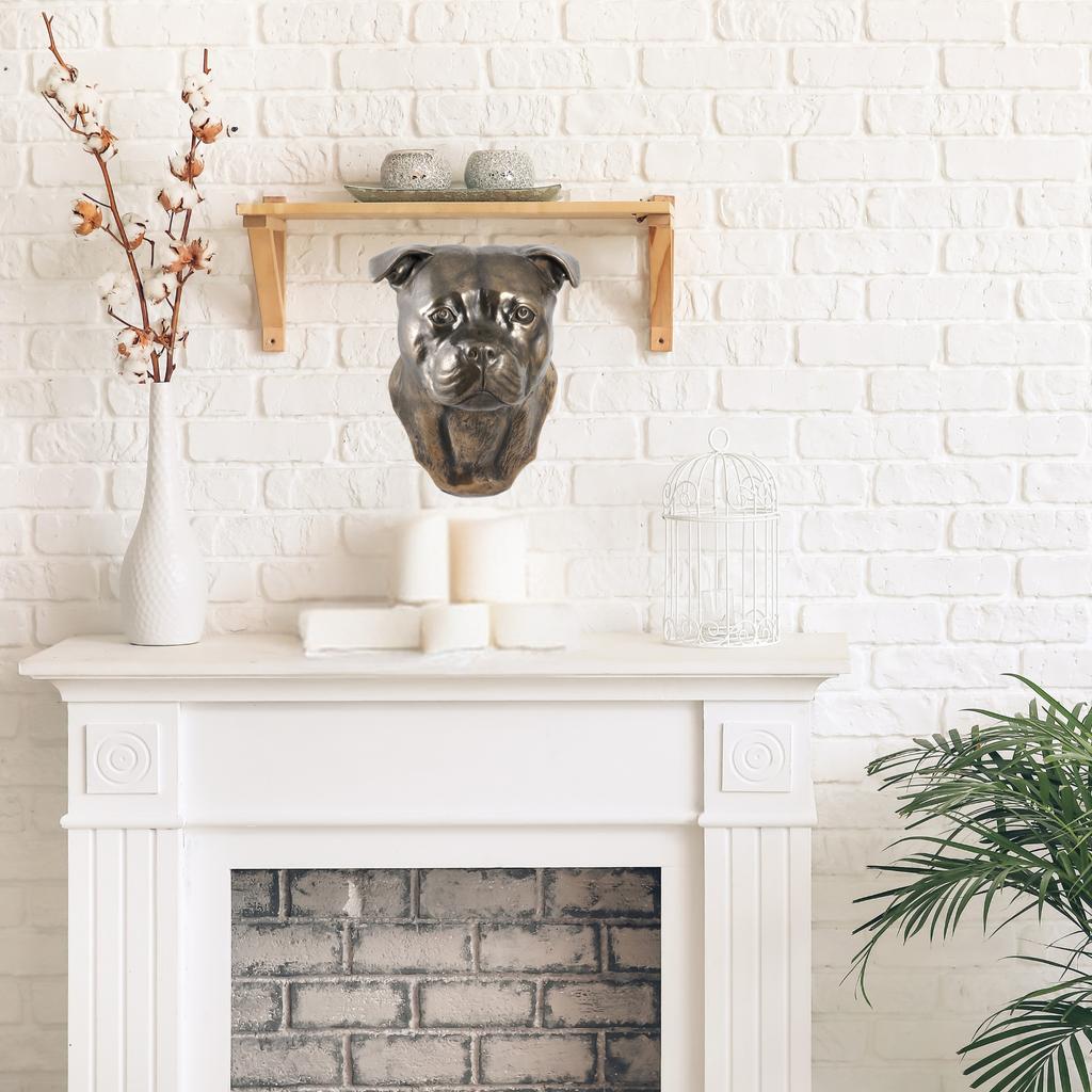 Americký stafordšírský teriér, Amstaff I - Socha psa, závěsná busta, unikátní dekorace pro milovníky psů od značky Art-Dog