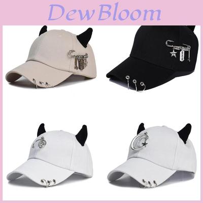Gorra de Béisbol Cool de Cowhorn para Streetwear con Adornos de Anillo Metálico para Estilo Urbano