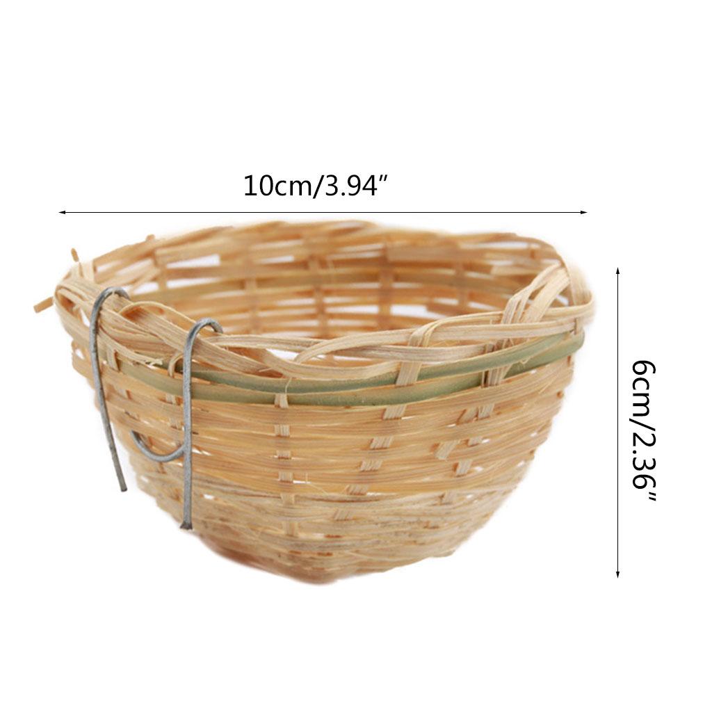 Hanging Bird Nest Bamboo Bird Hut Outdoor Natural Fiber Birdhouse Small Canaries Nest Wren Nest Chickadee House