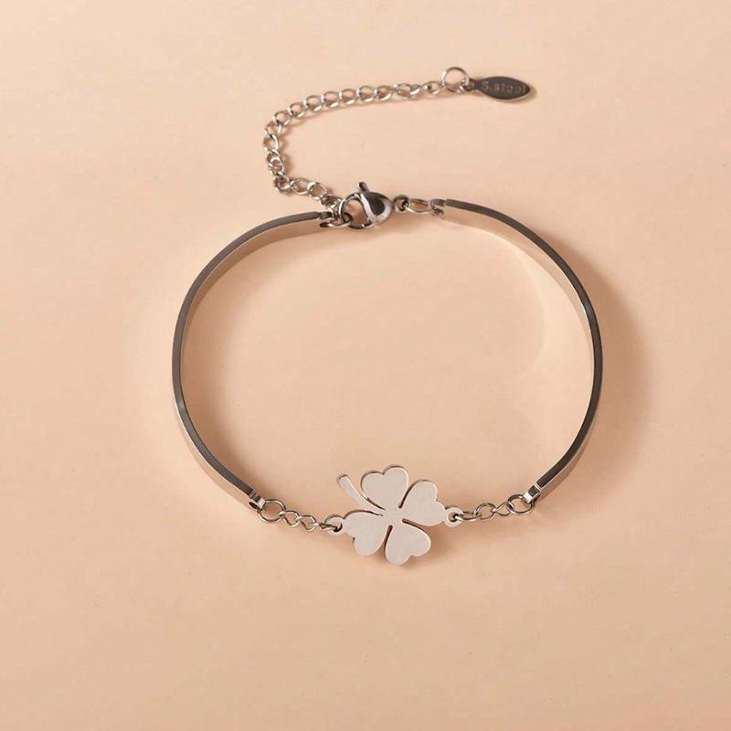 

Европейский и американский стиль элегантный браслет с четырехлистным клевером серебряный