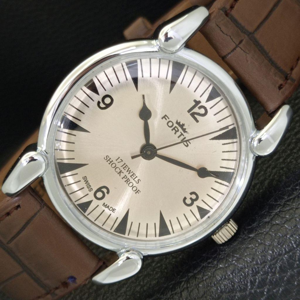 

ВИНТАЖНЫЕ МУЖСКИЕ ЧАСЫ С РУЧНЫМ ЗАВОДОМ ШВЕЙЦАРСКИЕ ВОССТАНОВЛЕННЫЕ СЕРЕБРИСТОГО ЦВЕТА ЦИФЕРБЛАТ a700873-5 R205a-a700873