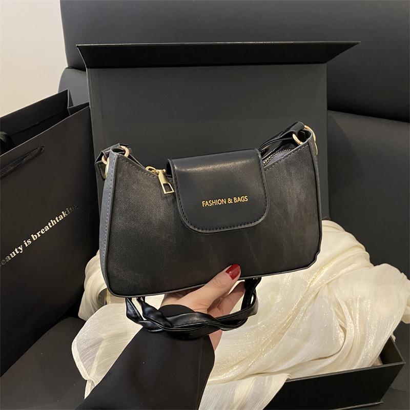 Popular Niche Handbag Women's Spring New Trendy High-value Quality Simple Shoulder Messenger Bag