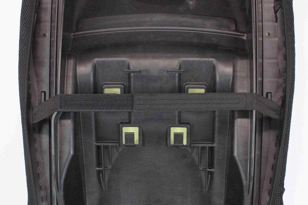 SP Takekawa 09-11-0100 Seat Cover, Airflow Seat Cover, Forza 250 (MF13) (MF15)