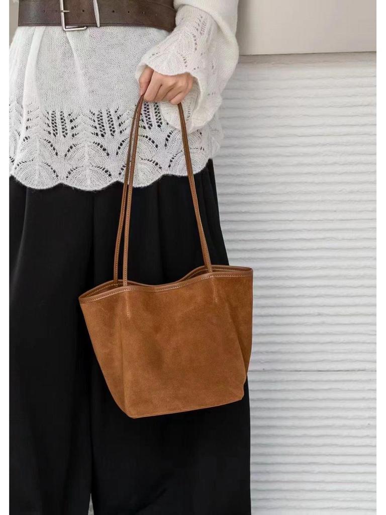 2025 Autumn/Winter Women's Genuine Leather Suede Tote - Large Capacity Bucket Bag