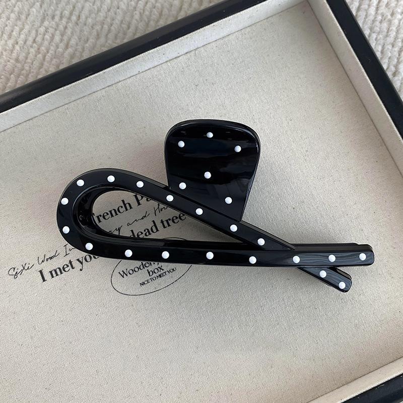 

Кремовая ретро акриловая заколка, простая и милая заколка-краб, литературная нишевая универсальная заколка-акула, аксессуары для волос для женщин