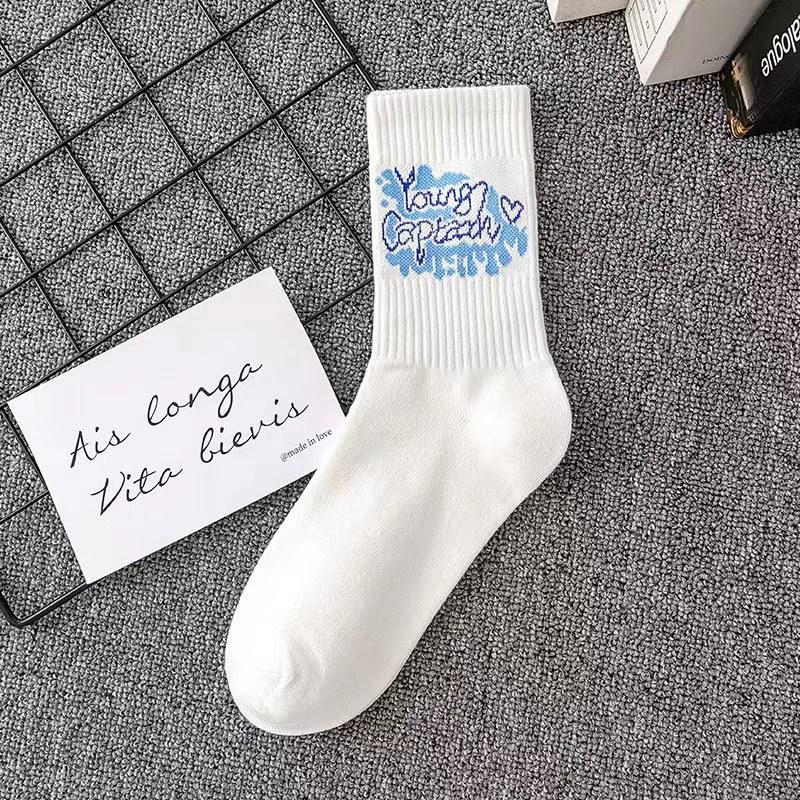 Trendy White Cotton Sports Socks for Couples - Mid-Calf, Autumn/Winter Men's Basketball Long Socks