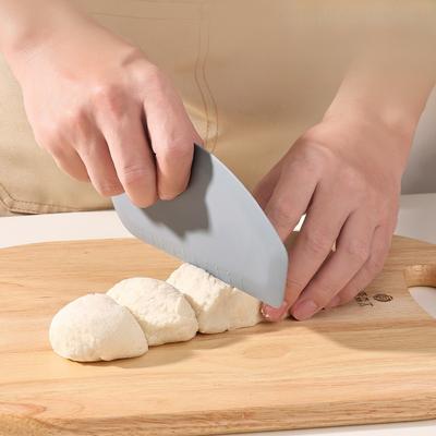 Silikon-Nudel-Schneide- und Backwerkzeuge Küchen-Darmpulver-Schneidemesser Kuchen-Sahne-Schaber Backzubehör