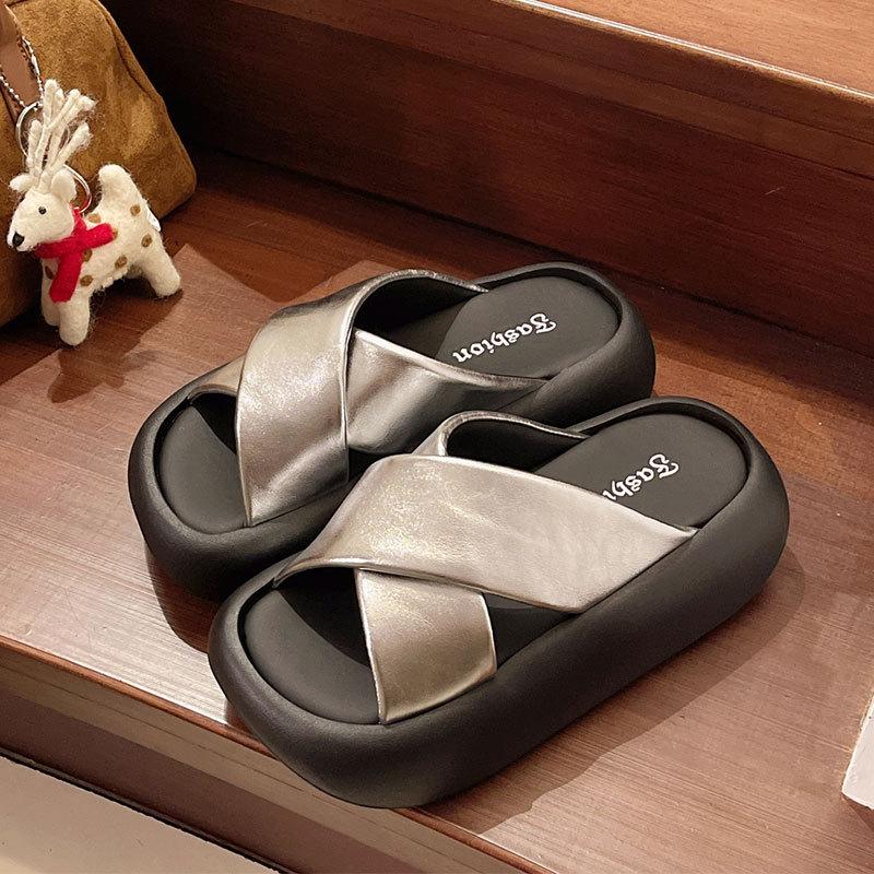 

Thick-soled cool slippers women s outer wear 2025 new cross-flip sports muffin beach shoes 40 серебряный