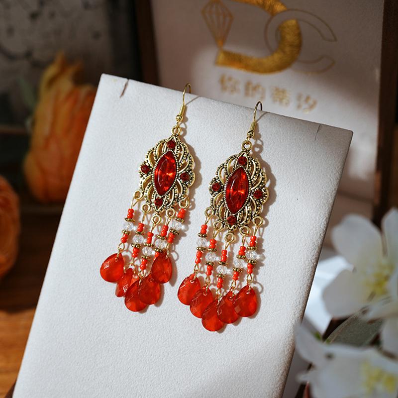 

New Bohemian Ethnic Colorful Water Drop Tassel Earrings for Women Long Hollow Antique Gold Color Dangle Earring Pendientes Mujer красный
