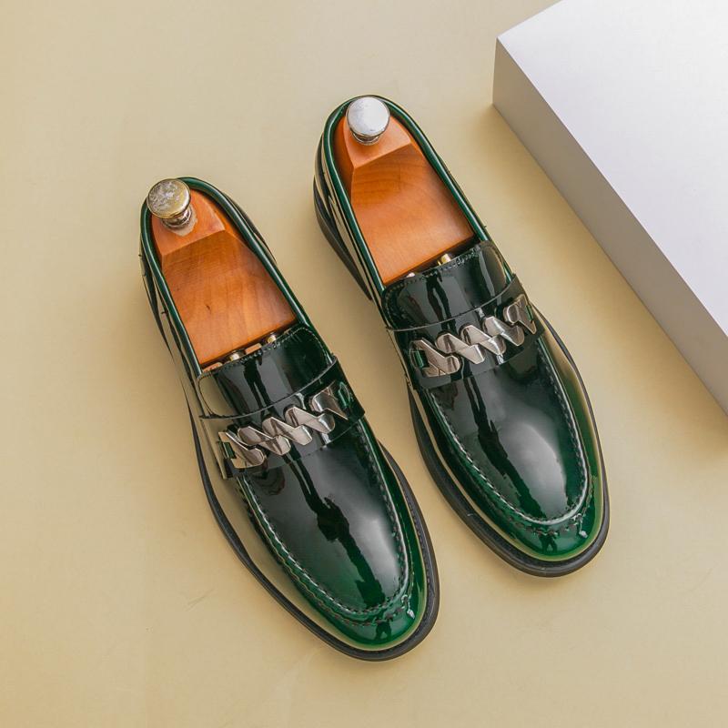 

Fashion Fashionable new men s pointed block shoes luxury men s patent leather comfortable banquet business casual leather shoes 46