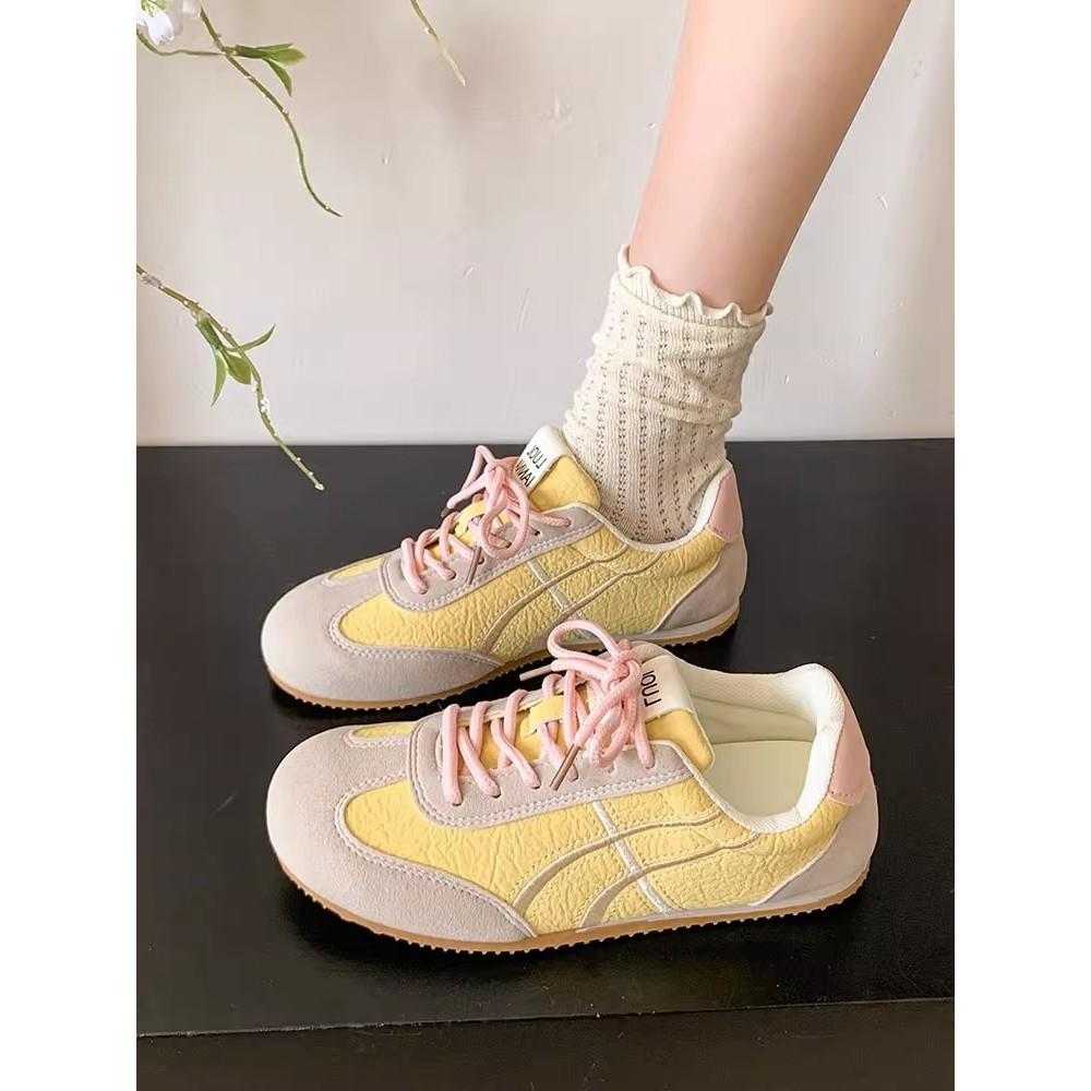 Farblich passende kleine weiße Schuhe Retro Schnür-Freizeitsportschuhe Damen Frühling neu vielseitige flache Schuhe