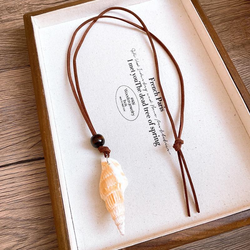 Oceanic Shell Starfish Conch Pendant Necklaces for Women Adjustable Rope Collarbone Chains Necklace Seaside Holiday Jewelry V