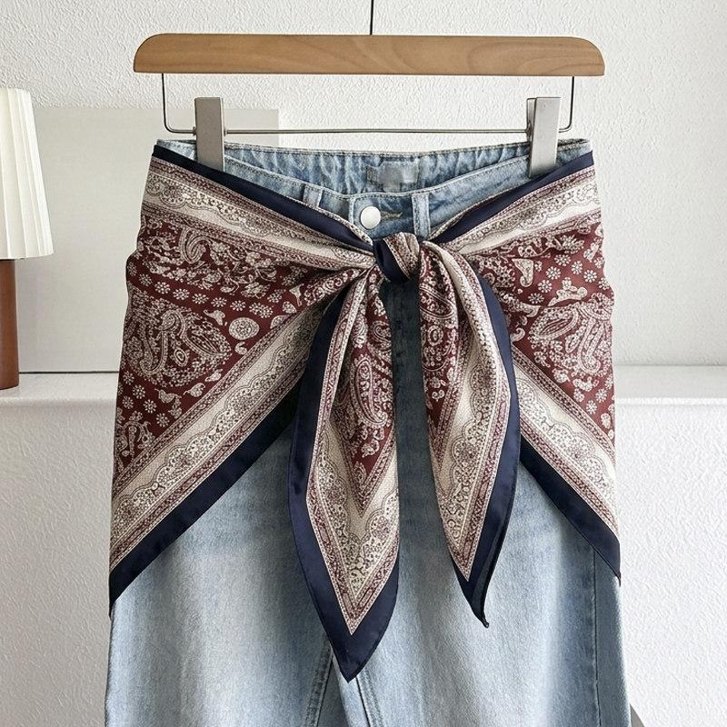 Spring and autumn green atmosphere floral triangle scarf girl versatile headscarf silk scarf small scarf shawl decorative fart curtain