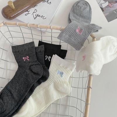 Boneless Short Tube Embroidered Bow Socks Summer Ultra-Thin Vertical Strip Breathable Ballet Socks Socks