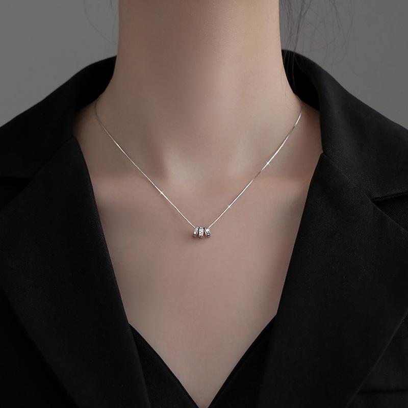 Colier cu trei inele din argint sterling 925 și mărgele norocoase, cu pandantiv cerc cu cifre romane