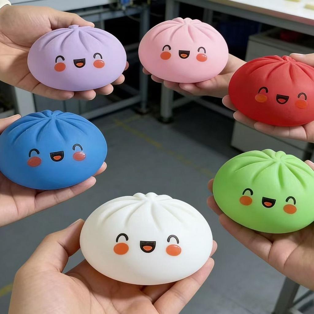 Simulation Giant Steamed Bun Squishy Toy Cute Face Squeeze Vent Toy Funny Office Prank Prop Stress Relief Decompression Toy