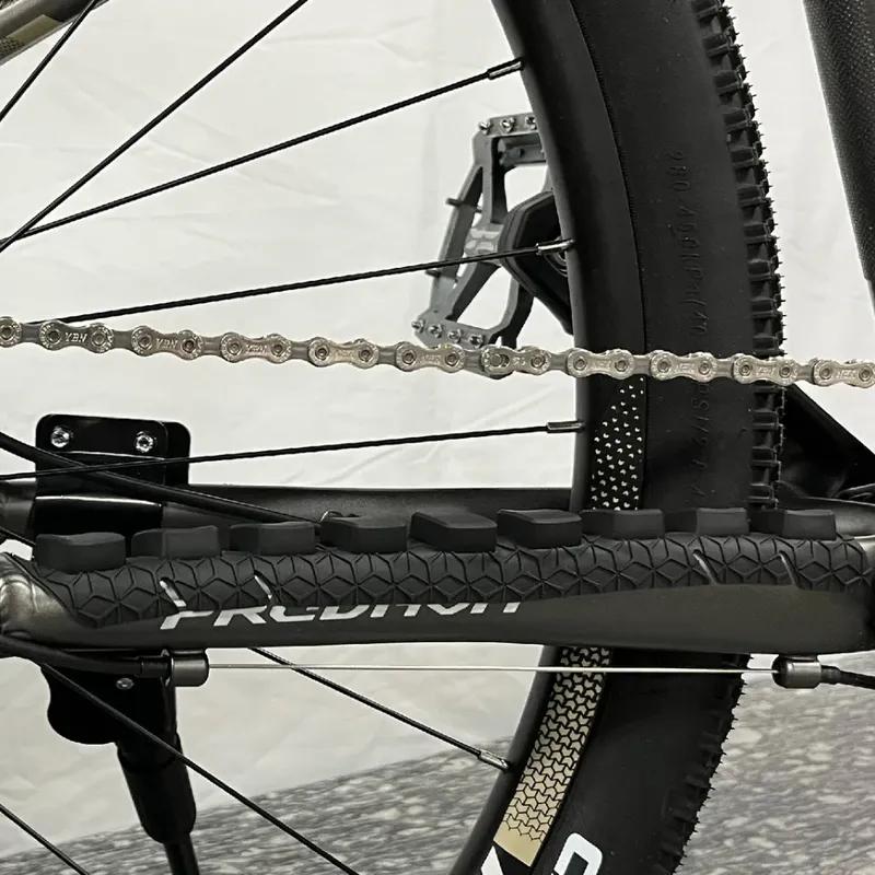 1 szt. Ochraniacz tylnego trójkąta roweru Naklejka ochronna łańcucha Ochraniacz przeciw zarysowaniom do roweru górskiego MTB Roweru szosowego