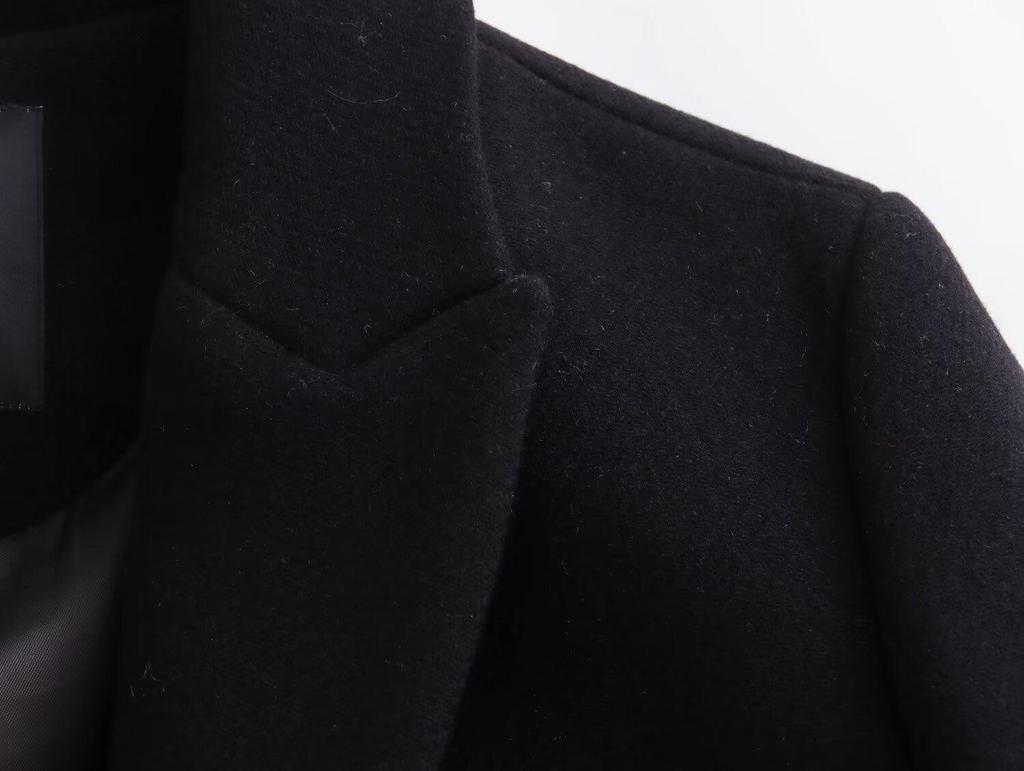 2024 European & American Women's Turn-Down Collar Long-Sleeve Button-Embellished Medium-Length Coat