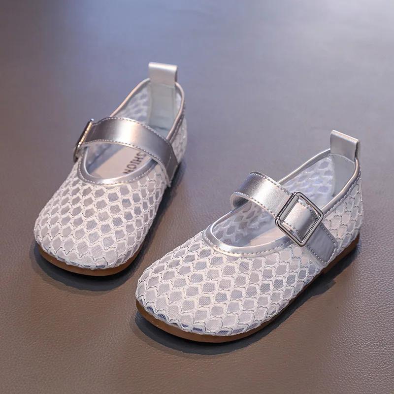 

Fashion New Children s Sandals Summer Breathable Princess Shoes for Girls Simple Fashion Kids Causal Shoes Soft Soled Trend Versatile 26 серебряный