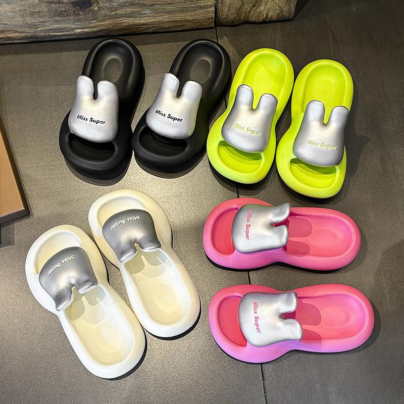 Ladies Thick Soled Slippers Womens Summer New Soft  Non Slip Outdoor  Indoor Wear Flat Bottomed Round Headed Slippers for Girls