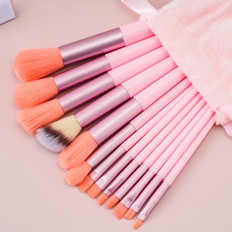 Sijiqing 13-Piece Makeup Brush Set: Powder, Eyeshadow, Foundation Brushes for Complete Makeup Application.