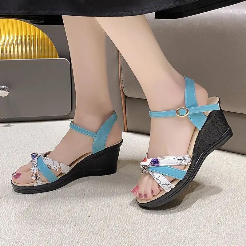 Keilabsatz Zehenfrei Damen Sandalen Schuhe Neu Atmungsaktiv Mode Designer Lässiger Komfortschuh 2025 Luxus PVC Damenschuhe