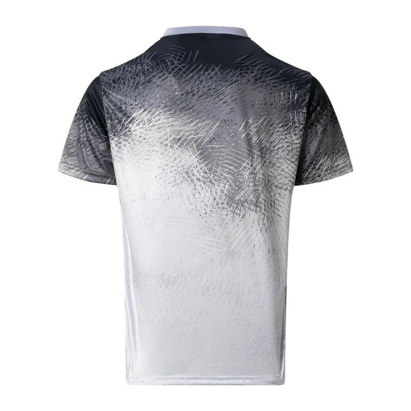 Men Casual Gradient Stripe Henley Collar Short Sleeve T Shirt