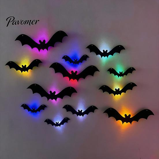 Fledermaus-Dekorationen Halloween 3D Beleuchtete Wanddekoration, Abnehmbare Filz Fledermaus Aufkleber, Verschiedene Mysteriöse Heimdekorationen Größe, LED Leuchtende Clings für