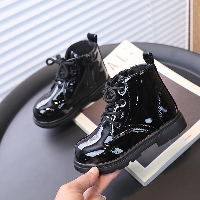 

Children Casual Shoes Autumn Winter Boots Boys Shoes Leather Soft Antislip Girls Boots Sport Running Shoes 21 чорний