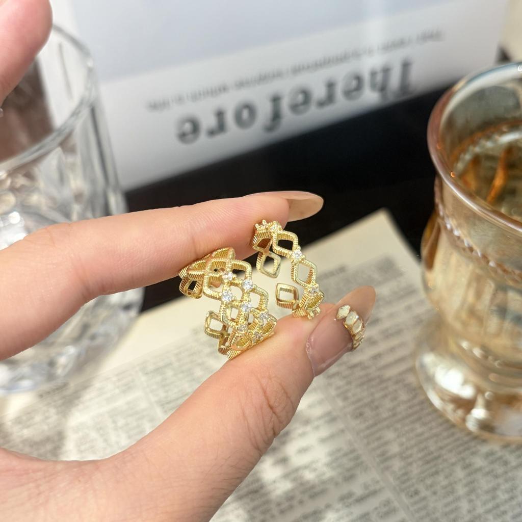 Women's Grid Zirconia Lace Ring - High-End, Versatile, Trendy Jewelry