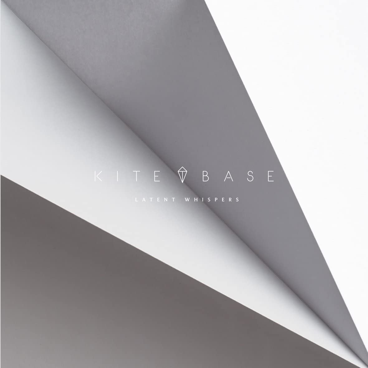 

CD KITE BASE - Latent Whispers HSE8020 Non Japan Music Others Used