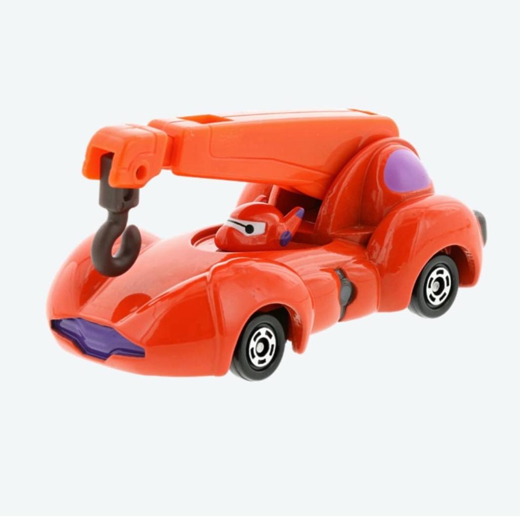 Big Hero 2.0 Crane Tomica Tokyo Disney Resort Exclusive Disney Vehicle Collection