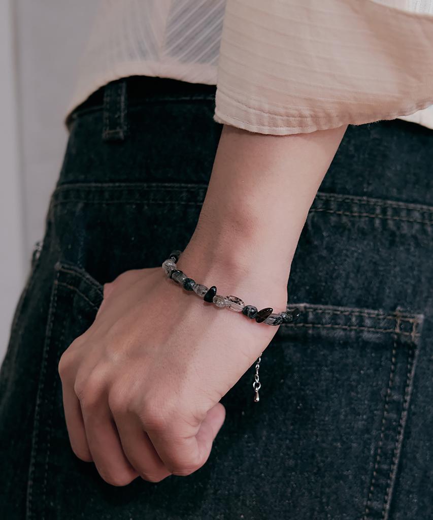 Ourdayz Daybreak Gemstone Bracelet [Neutral Grey]