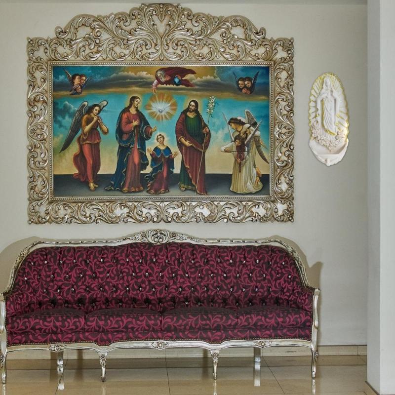 Resins Holy Water Font Catholic Sculpture Wall Hanging Ornament Holy Pool Fountain Religious Home Church Decors Gift